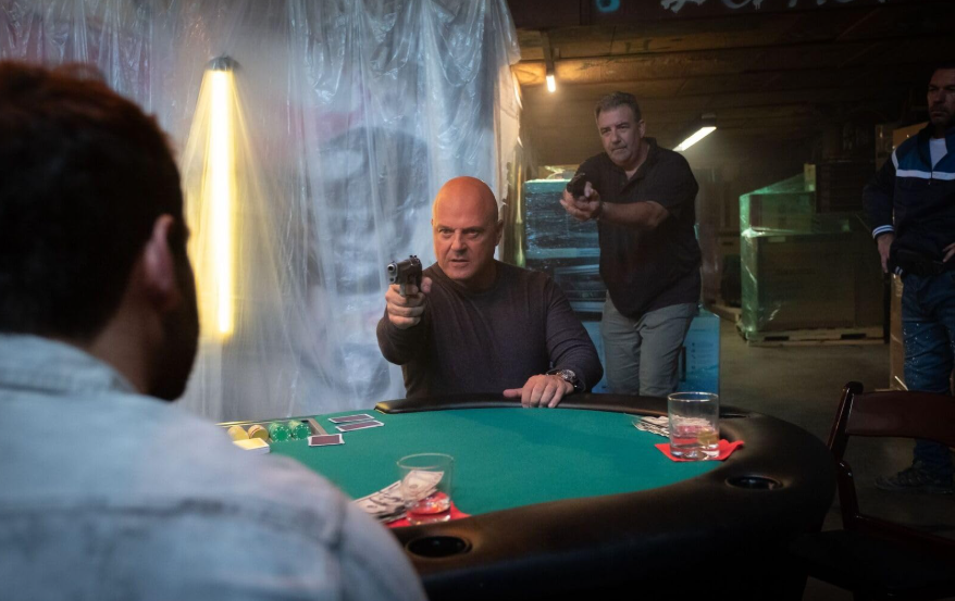 Michael Chiklis dalam film 10 Minutes Gone (2019). (BeritaNasional/Emmett/Furla/Oasis Films (EFO Films))
