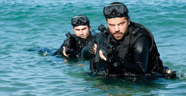 Dominic Cooper dalam film Stratton (2017). (BeritaNasional/GFM Films)
