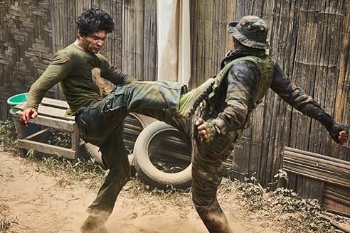 Iko Uwais dalam film Triple Threat (2019). (BeritaNasional/Kungfuman Culture Media)