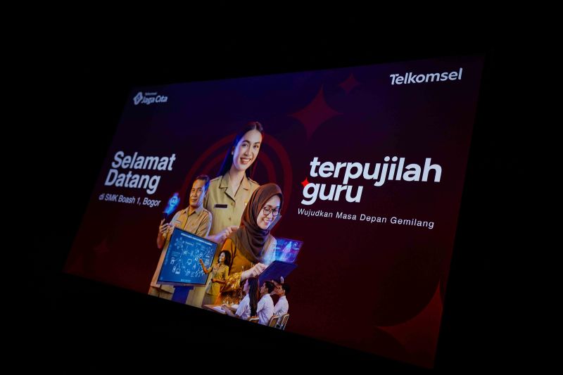 Telkomsel luncurkan Terpujilah GURU, program pelatihan AI dan Digital untuk guru Indonesia. (foto/doc. Tsel)