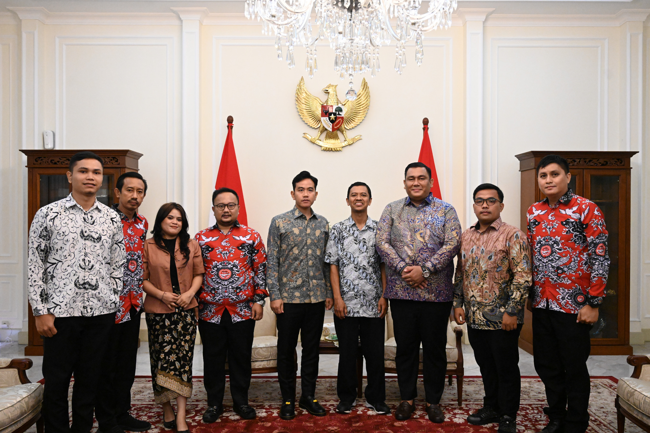 Wapres) Gibran Rakabuming menerima audiensi jajaran pengurus pusat Perkumpulan Pendidik Siswa Kristen Indonesia. (BeritaNasional/Elvis/HO Setwapres)