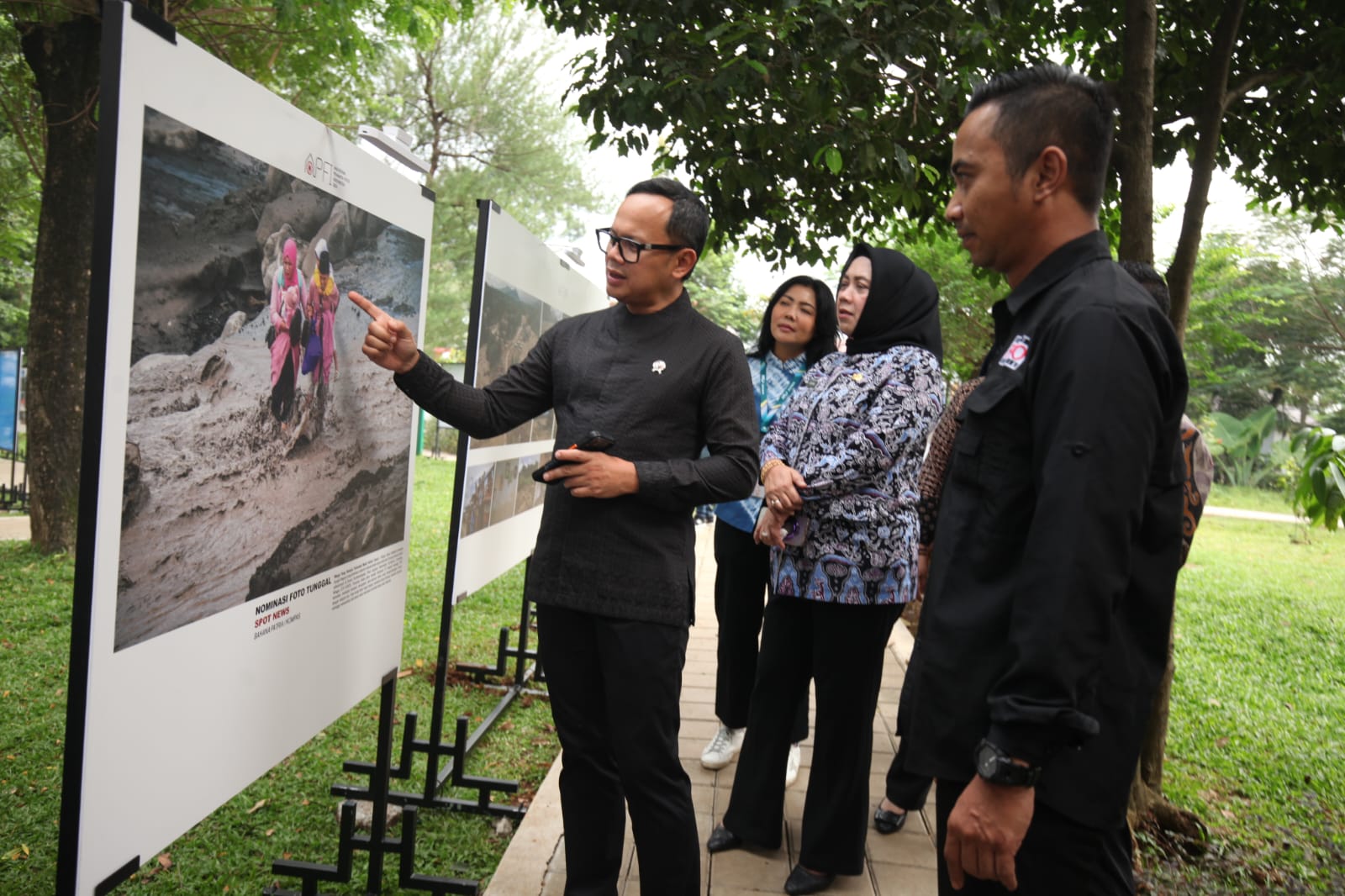 Pameran foto Anugerah Pewarta Foto Indonesia (APFI) 2026 di Taman Siliwangi, Kabupaten Bogor, Jawa Barat. (BeritaNasional/Elvis/HO PFI)