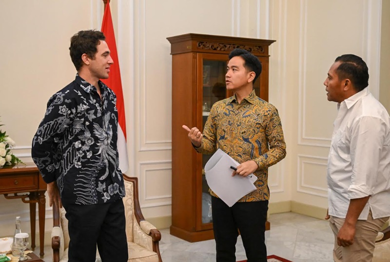 Wapres Gibran Rakabuming bersama Sungai Watch  (Foto/Wasetpres)