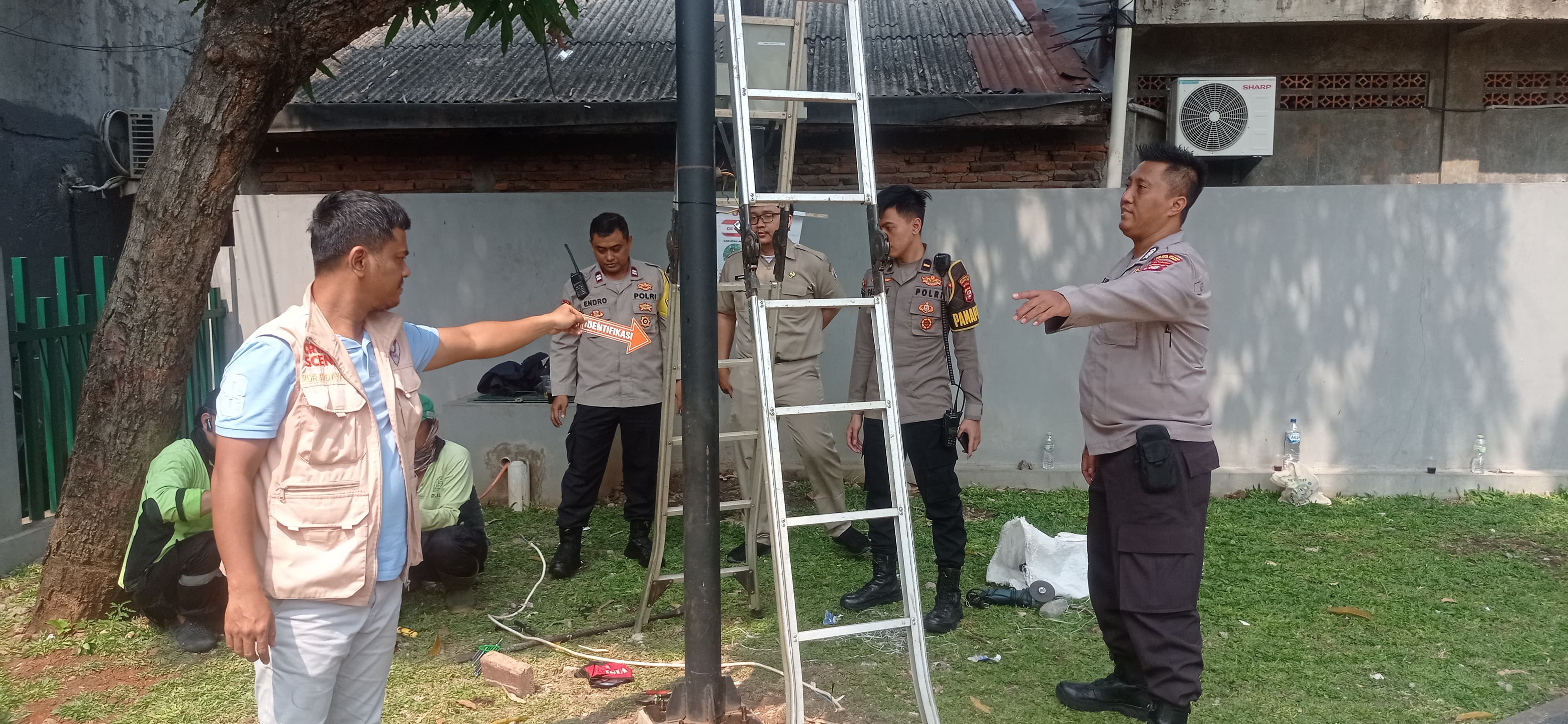Polres Metro Japus menyelidiki kasus persekusi seorang anak berkebutuhan khusus di Taman Kramat Pulo, Senen, Jakarta Pusat, Jumat (12/6/2026). (BeritaNasional/Humas Polres Jakpus)