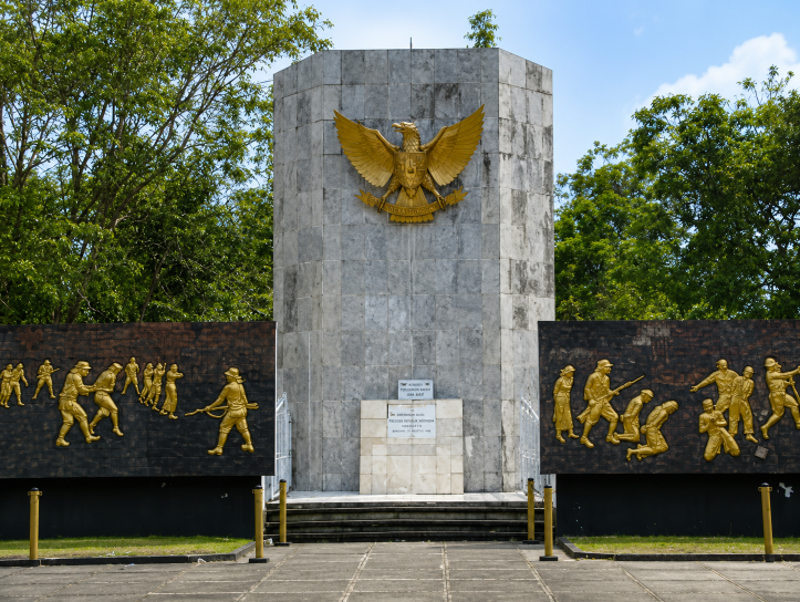 Peringatan 28 Juni - Hari Berkabung Daerah Kalimantan Barat - Makam Juang Mandor, Kalbar. (BeritaNasional/Kemdikdasmen)