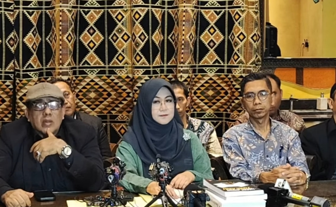 Tersangka Tifauziah Tyassuma alias dr. Tifa. (Foto/ist)