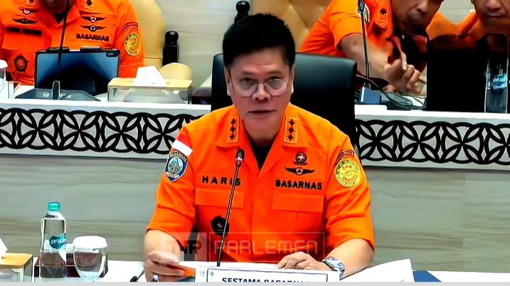 Sekretaris Utama Basarnas Abdul Haris dalam rapat dengan Komisi V DPR di Kompleks Parlemen Senayan, Jakarta, Rabu (24/6/2026). (BeritaNasional/YT TVR)