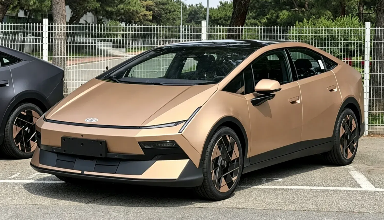 Desain Produksi Hyundai Ioniq V Terungkap, Punya Fitur Semi-Otonom Canggih. (FotoCredit: Hebei female driver)