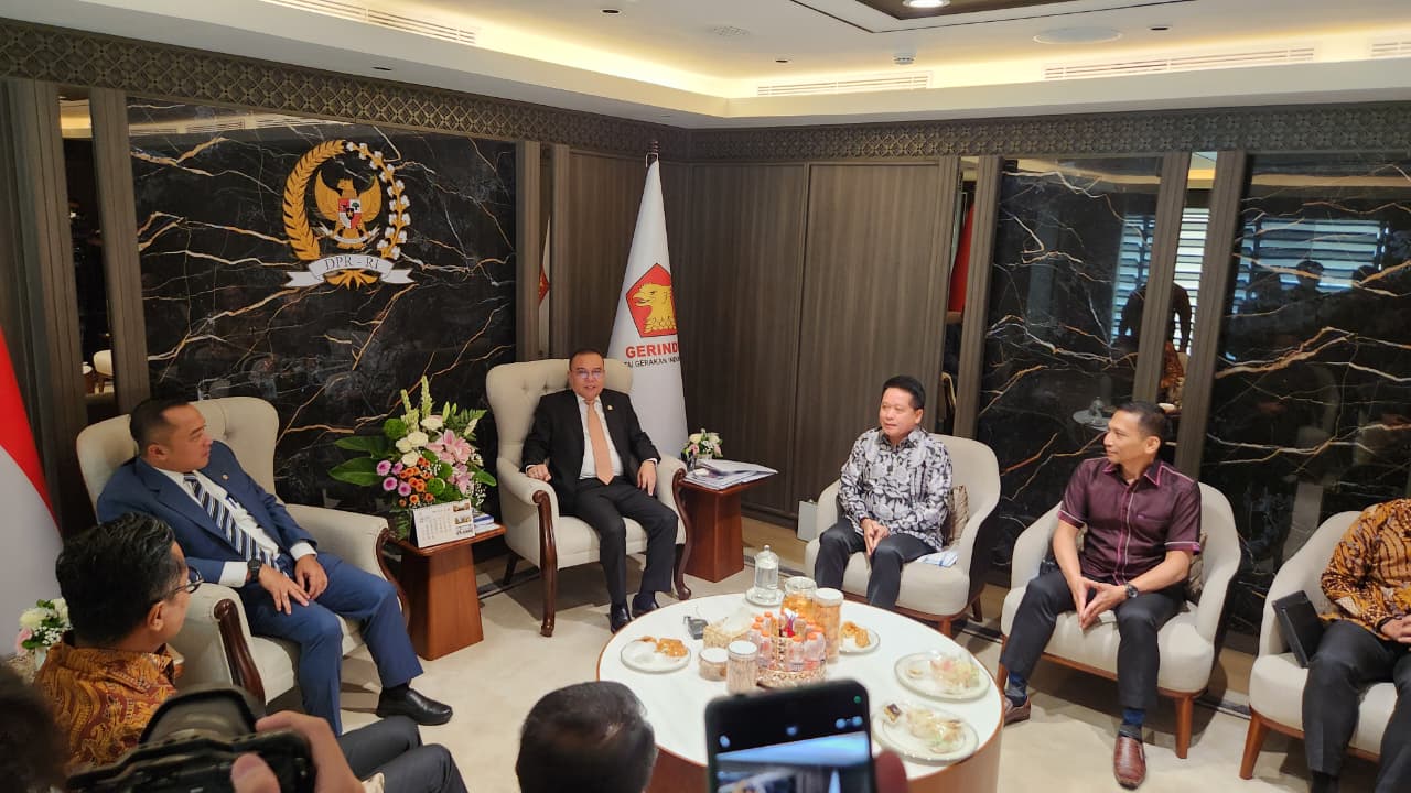 Pimpinan DPR RI menggelar pertemuan dengan himpunan bank milik negara (HIMBARA). (BeritaNasional/Panji).