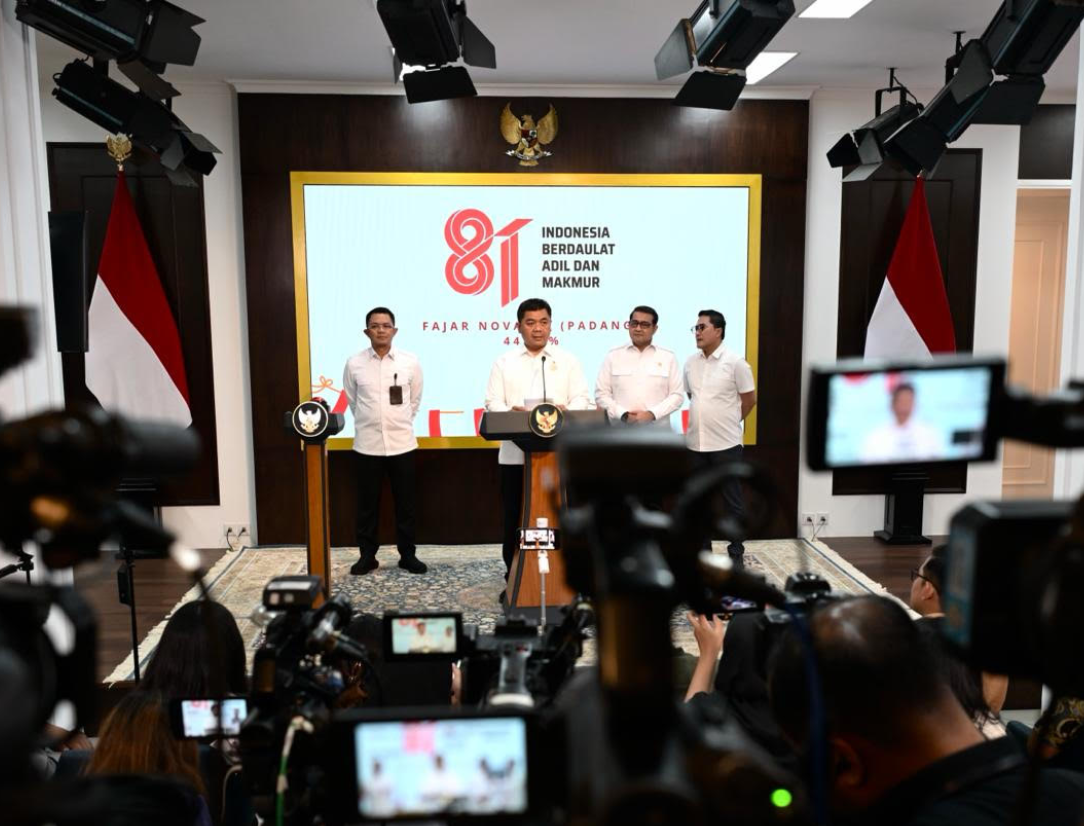 Logo karya Fajar Novario asal Padang terpilih sebagai identitas resmi HUT ke-81 RI. (Foto/Ist)