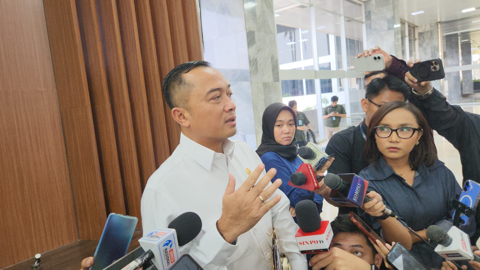 Sekretaris Negara Prasetyo Hadi di DPR. (BeritaNasional/Elvis)
