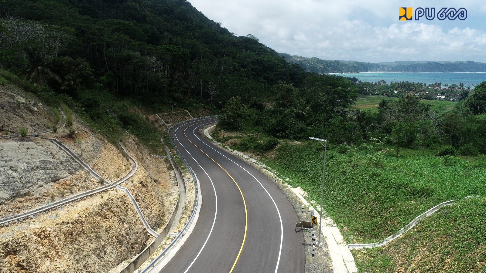Jalur Pantai Selatan Jawa Tulungagung Tersambung. (BeritaNasional/KemenPU)