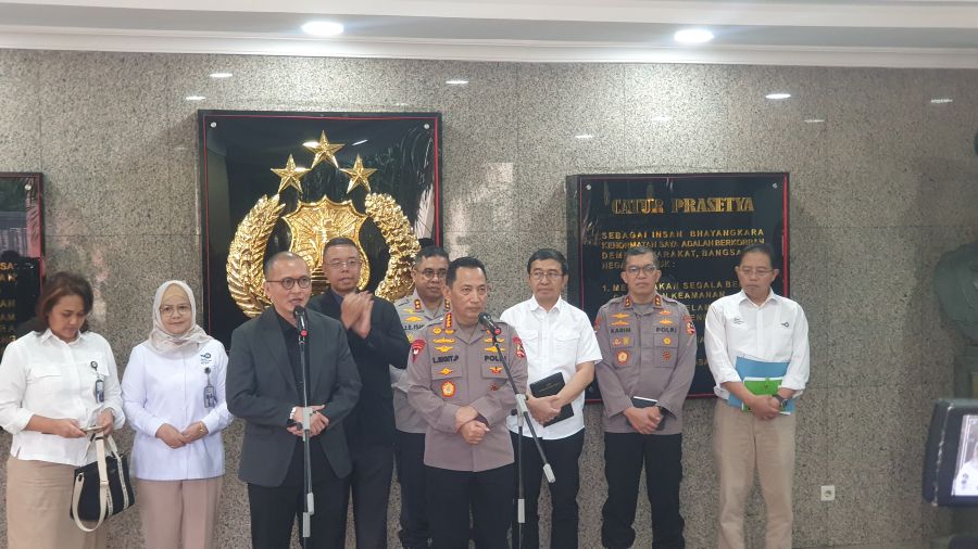 Kapolri Jenderal Listyo Sigit Prabowo menerima Dirut LPP TVRI Tubagus Fiki Chikara Satari di Mabes Polri, Jakarta, Rabu (10/6/2026). (BeritaNasional/Bachtiarudin Alam)
