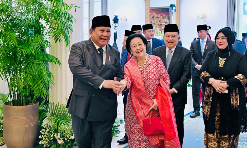 Momen akrab Presiden Prabowo dan Presiden Ri ke-5 Megawati Soekarnoputri saat upacara peringatan Hari Lahir Pancasila, Senin (1/6/2026). (BeritaNasional/BPMI Setpres)