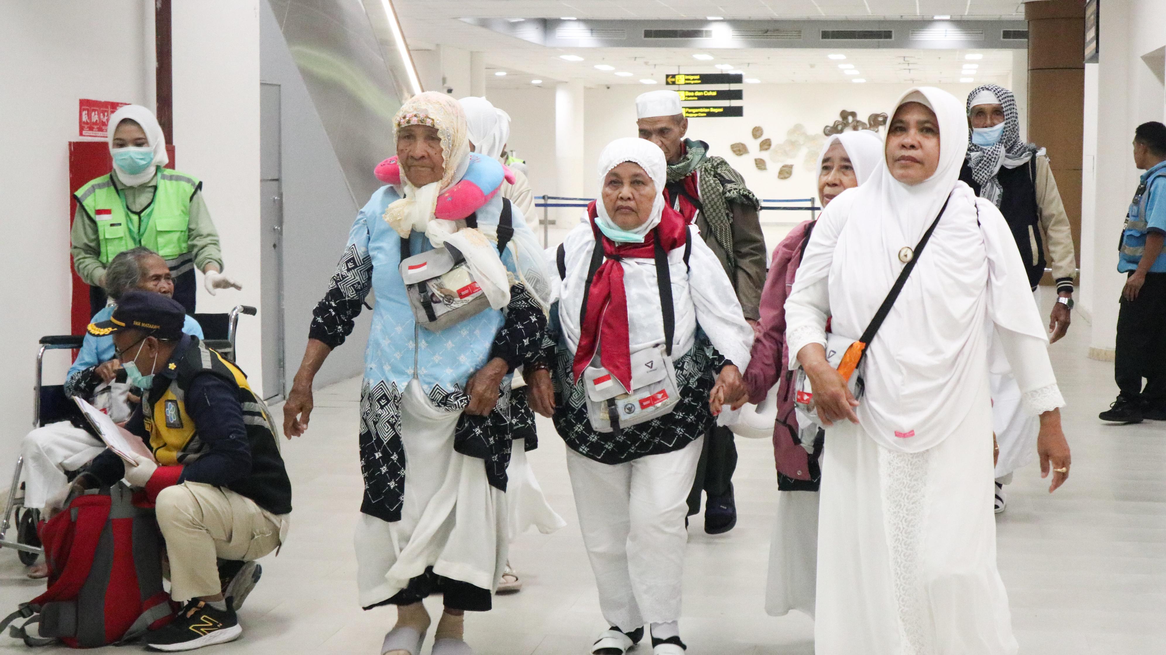 Proses pemulangan jemaah haji Indonesia dari Arab Saudi. (Foto/Kemenhaj)