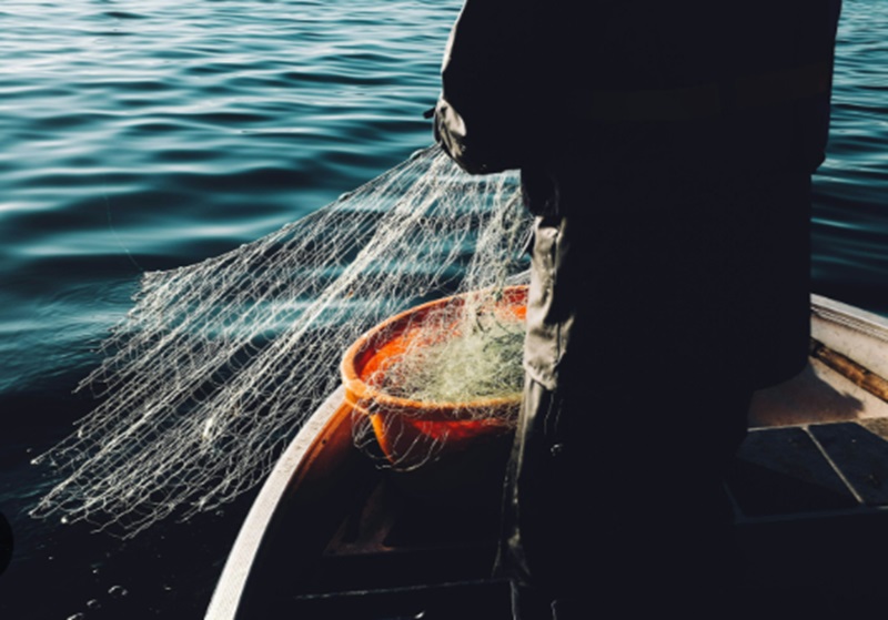 llustrasi nelayan memasuki Malaysia (Foto/Unsplash)