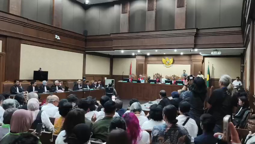 Suasana sidang putusan perkara dugaan korupsi Chromebook, Nadiem Makarim. (BeritaNasional/Panji Septo)