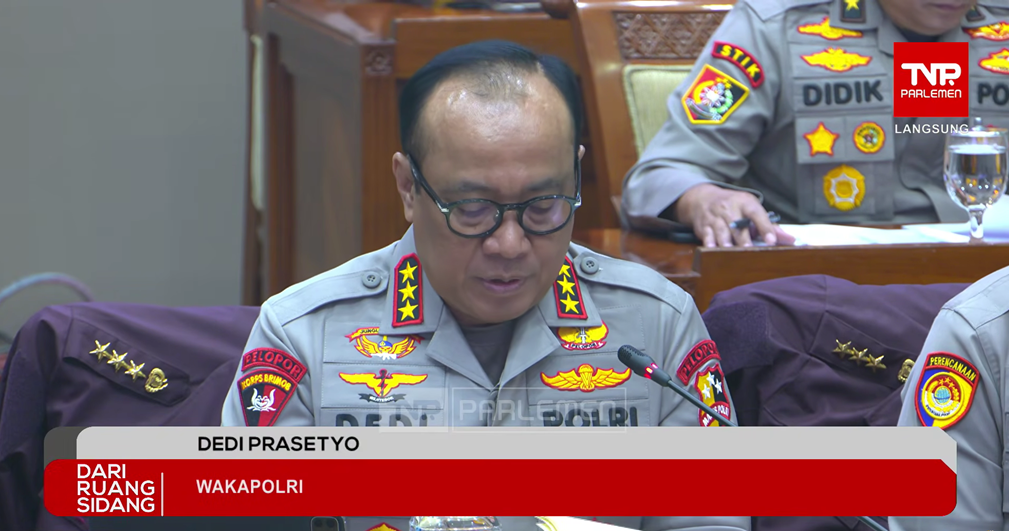 Wakapolri Komjen Dedi Prasetyo di DPR RI. (Foto/YouTube TV Parlemen)
