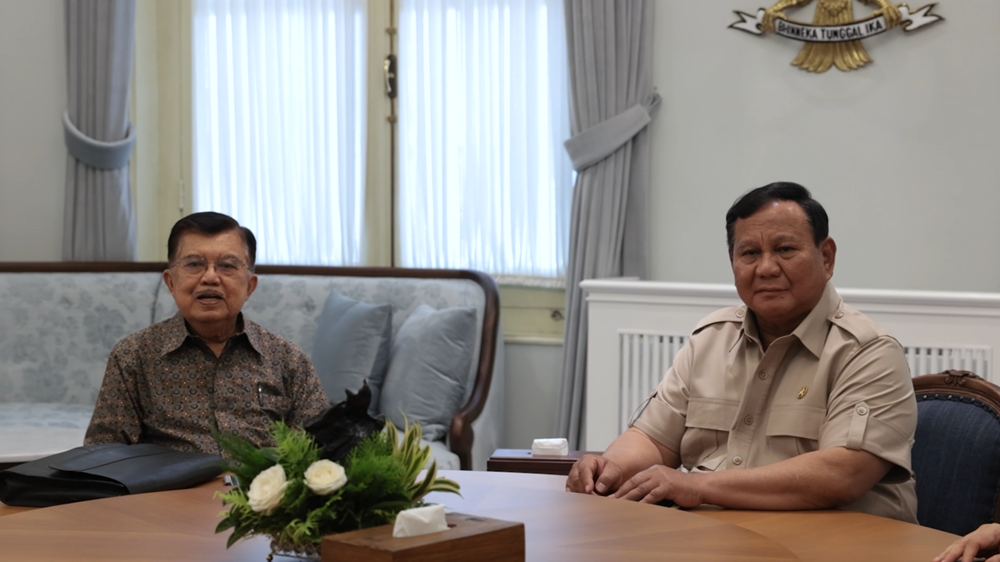 Presiden RI Prabowo Subianto menerima kunjungan Wakil Presiden ke-10 dan ke-12, Jusuf Kalla. (Foto/Bakom RI)
