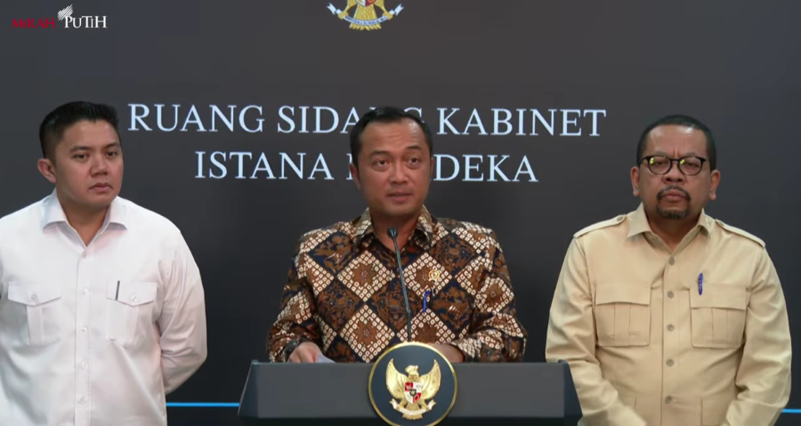 Mensesneg Prasetyo Hadi di Kompleks Istana Kepresidenan, Jakarta, Selasa (2/6/2026). (Foto/tangkapan Layar)
