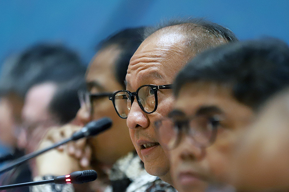 Menteri Perindustrian, Agus Gumiwang Kartasasmita menyampaikan program kerja pada rapat kerja bersama Komisi VII. (BeritaNasional/Elvis Sendouw)