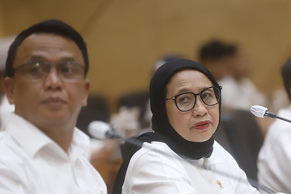 Kepala BGN Nanik S Deyang saat rapat dengan Komisi IX DPR. (BeritaNasional/Elvis)