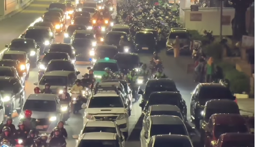 Kemacetan di Jalan Rasuna Said, Kuningan, Jakarta Selata. (Foto/instagram ijoeel)