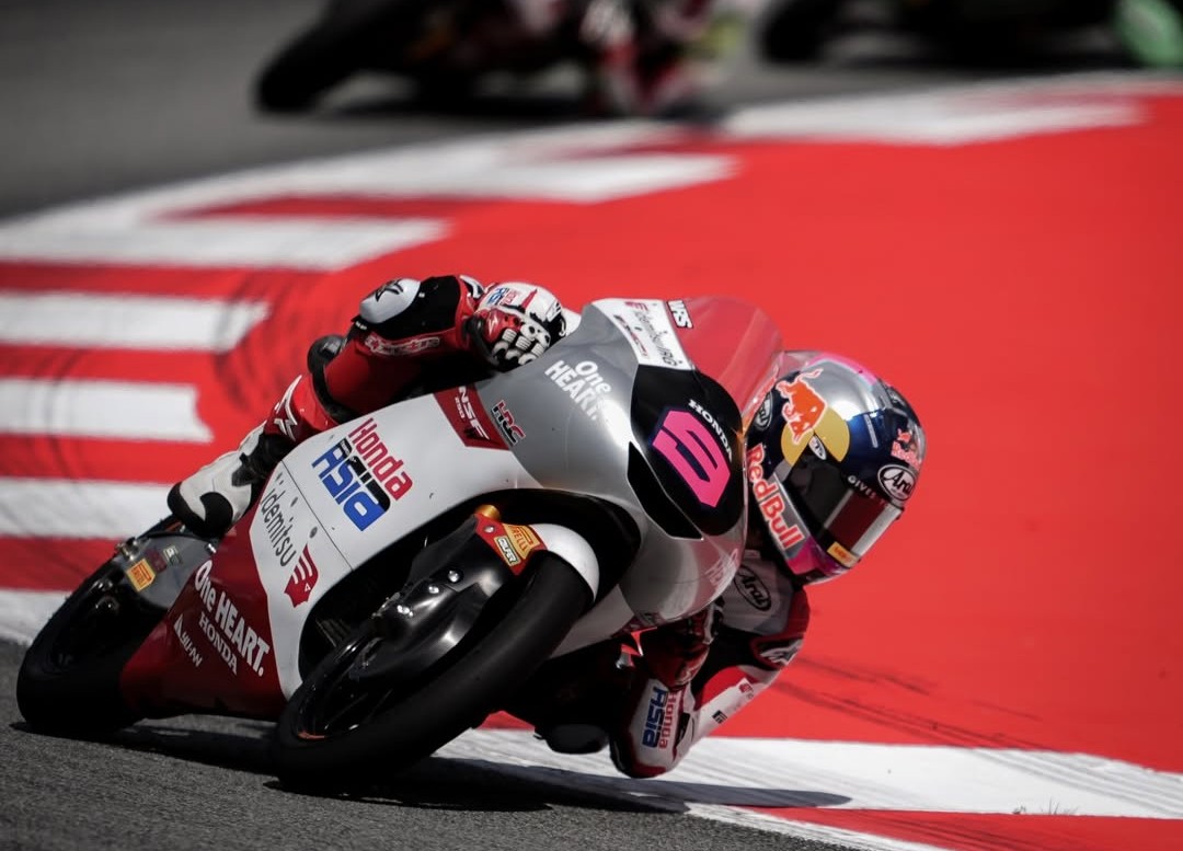Pembalap muda andalan Indonesia Veda Ega Pratama berlaga di Moto3. (Foto/Instagram Veda Ega Pratama)