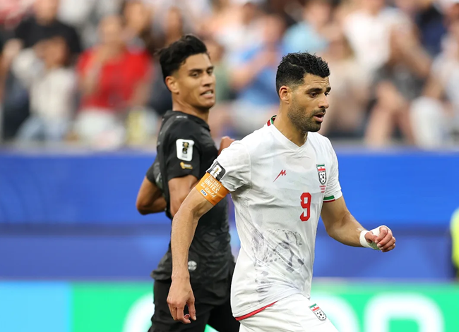Kapten Iran Mehdi Taremi. (Foto/instagram iran_football_federation)