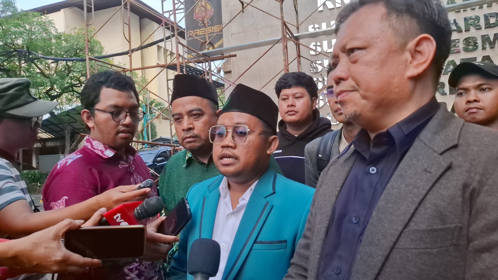Polda Metro mulai periksa ormas Islam pelapor Ade Armando, Grace Natalie dan Abu Janda, Rabu (24/6/2026). (BeritaNasional/Bachtiar)