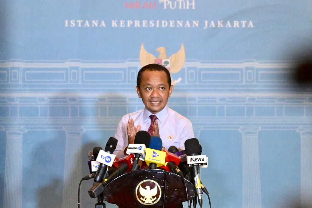 Menteri ESDM Bahlil Lahadalia saat konferensi pers di Istana Merdeka, Jakarta. (Foto/BPMI)