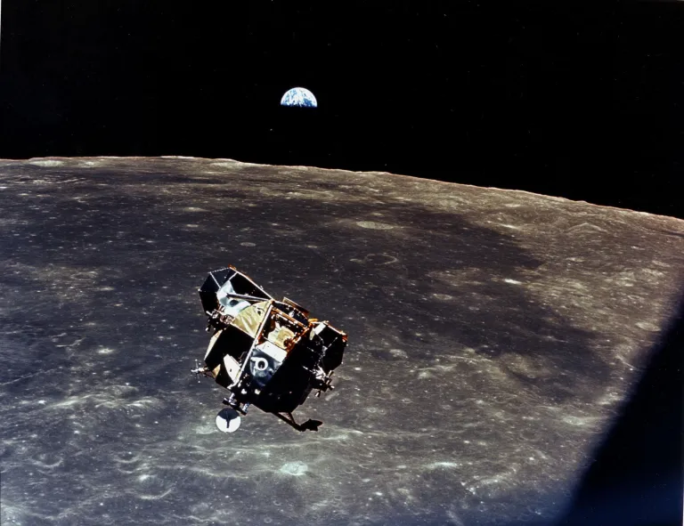 Peringatan 20 Juli - Hari Bulan Internasional - Pendaratan Appolo 11 di Bulan pada 20 Juli 1969. (BeritaNasional/NASA)