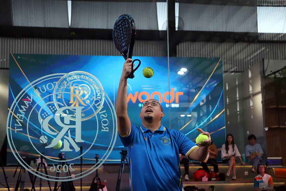 Wakil Ketua Komisi VI DPR RI dari Fraksi Gerindra, Andre Rosiade, membuka Rosiade Padel Tournament Series-2 di Alam Sutra,Tangerang. (BeritaNasional/Elvis Sendouw)