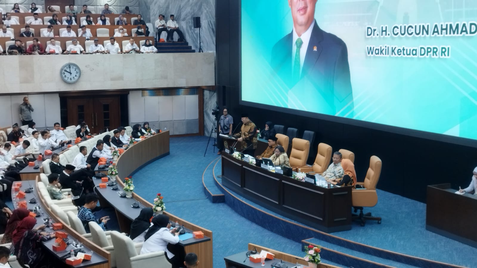 Audiensi Forum Guru dan Tenaga Kependidikan Nasional dengan pimpinan DPR (GTKN)(BeritaNasional/Ahda)