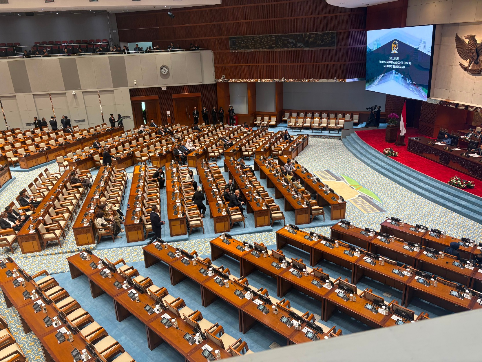 Rapat Paripurna DPR dengan agenda mendengarkan pandangan fraksi atas RUU Pertanggungjawaban APBN 2025, Selasa (7/7/2026). (BeritaNasional/Ahda)
