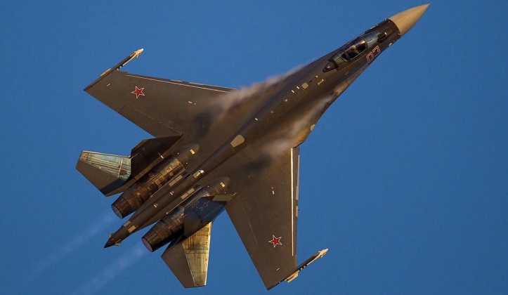 Pesawat Tempur Su-35. (Foto/militarywatchmagazine)