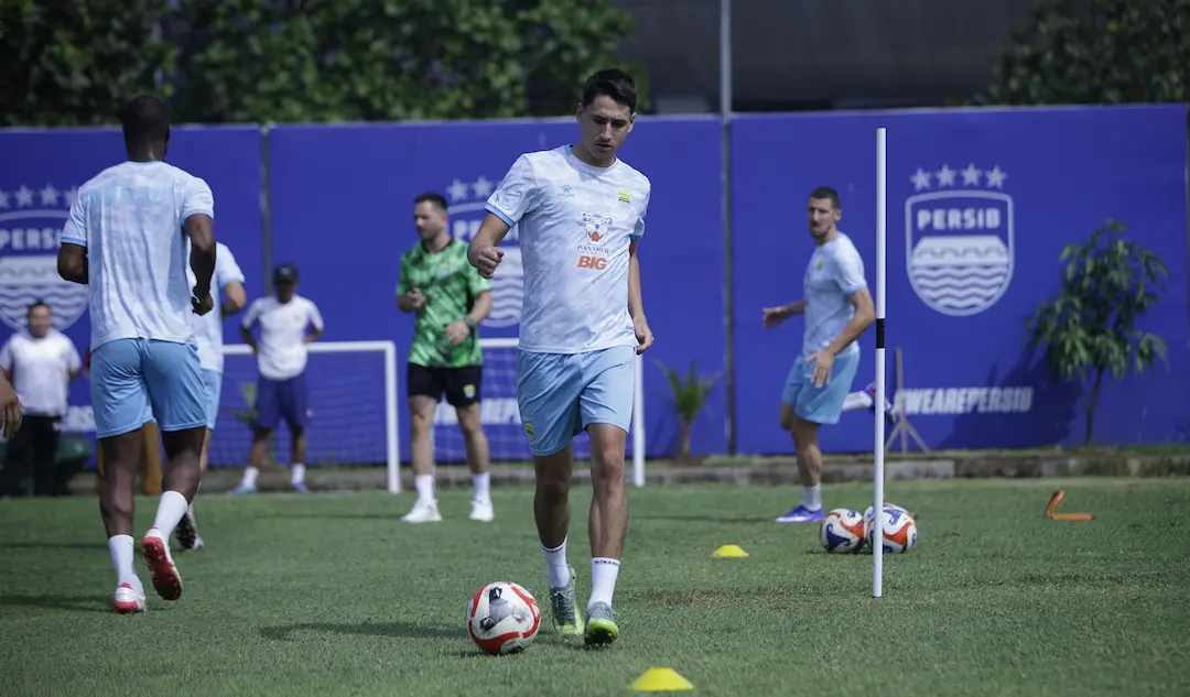 Pemain anyar Persib Bandung, Luka Menalo. (Foto/Persib).