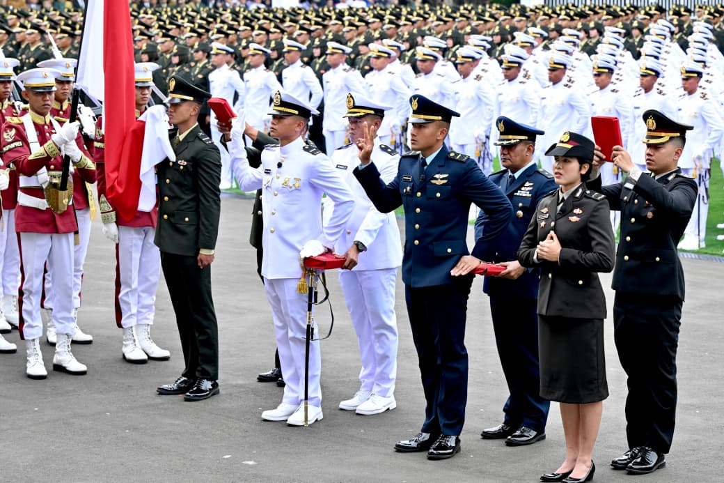 Prabowo Lantik 1.177 Perwira Remaja TNI-Polri. (Foto/BPMI)