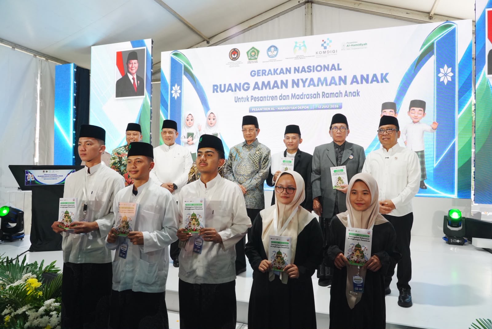 Kemenag dan sejumlah kementerian terkait luncurkan Gernas RANA di Pesantren Al-Hamidiyah, Depok, Jawa Barat, Minggu (12/7/2026). (BeritaNasional/Kemenag)