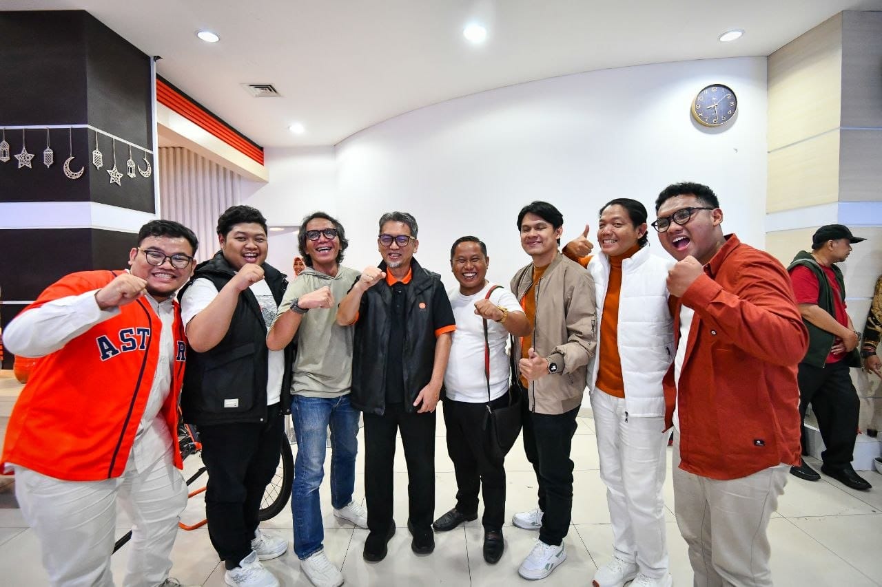 Narji bersama presiden dan kader PKS. (BeritaNasional)