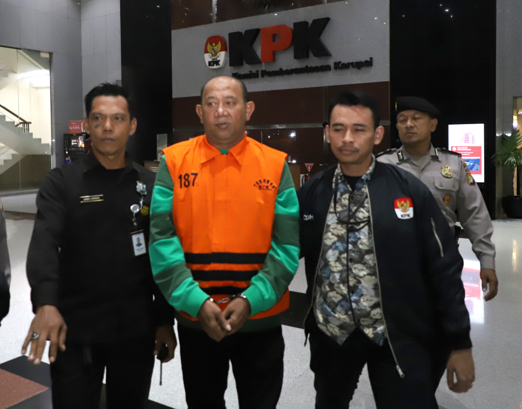 Tersangka dugaan korupsi Bupati Langkat Syah Afandin (SAF) (BeritaNasional/Ashar/SinPo)