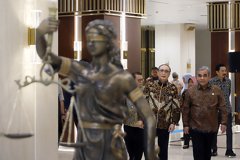 Ketua MPR Ahmad Muzani melakukan silaturahmi kebangsaan temui Ketua Mahkamah Agung. (BeritaNasional/Elvis Sendouw)
