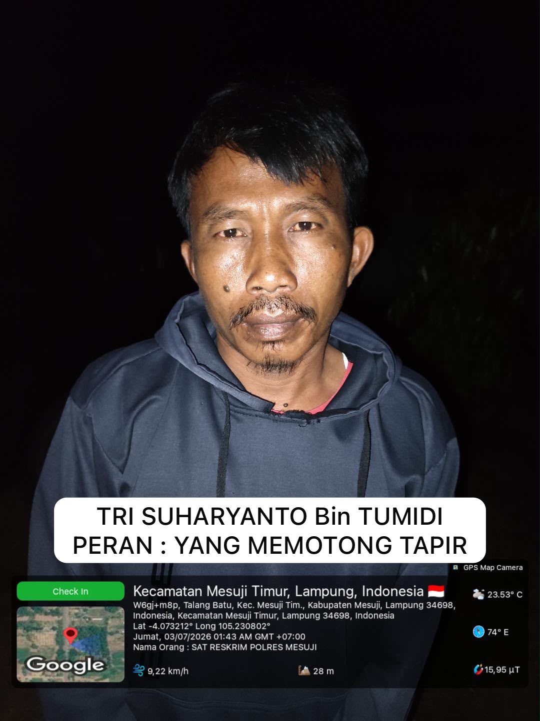 Pelaku yang membunuh tapir di Kecamatan Mesuji Timur, Kabupaten Mesuji, Lampung. (Foto/doc. Polri)