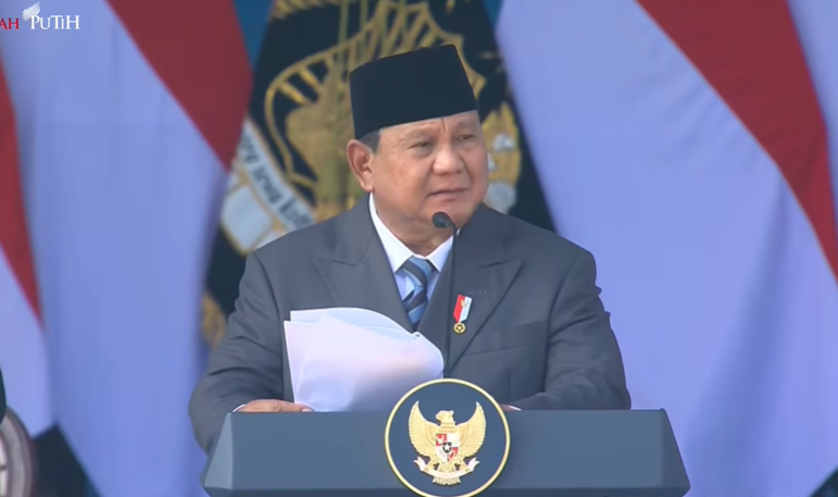 Presiden Prabowo Subianto jadi Inspektur Upacara Hari Bhayangkara ke-80 di Satlat Brimob Cikeas, Jawa barat pada Rabu (1/7/2026). (BeritaNasional/YT BMPI Setpres)