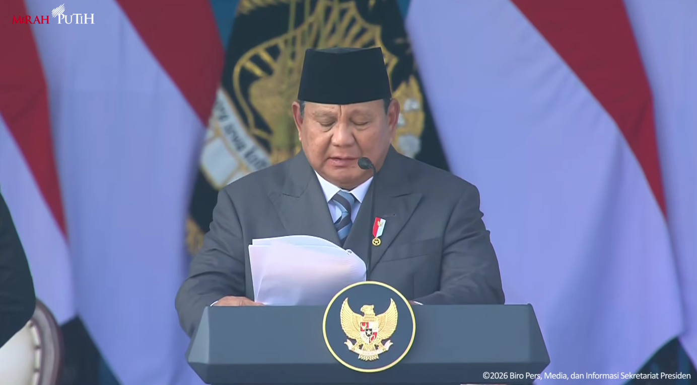 Presiden Prabowo Subianto saat memimpin upacara Hari Bhayangkara ke-80 . (Foto/YouTube Sekretariat Presiden)