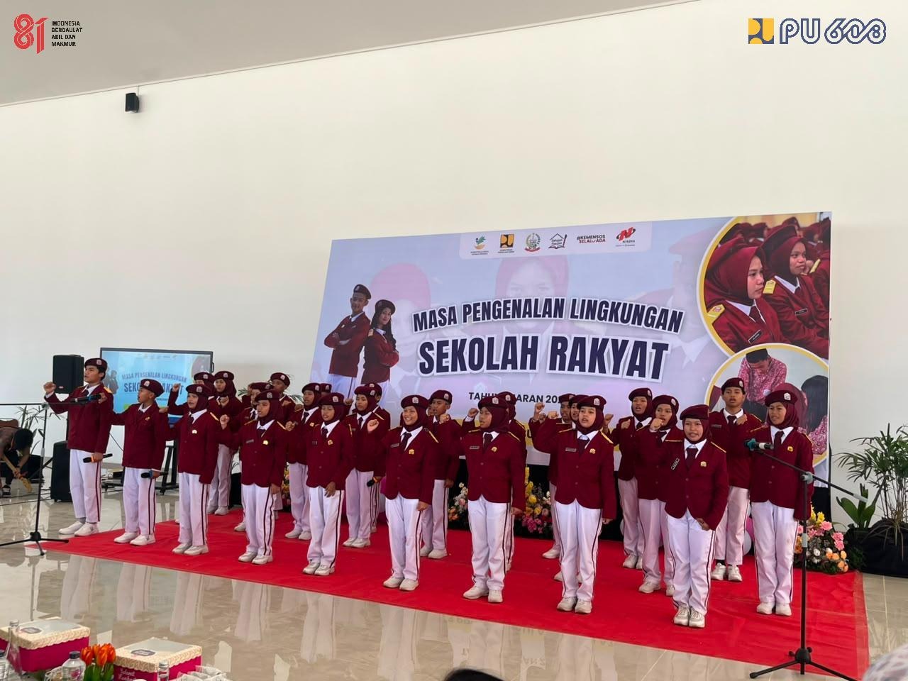 Siswa Sekolah Rakyat ikuti MPLS. (BeritaNasional/KemenPU)