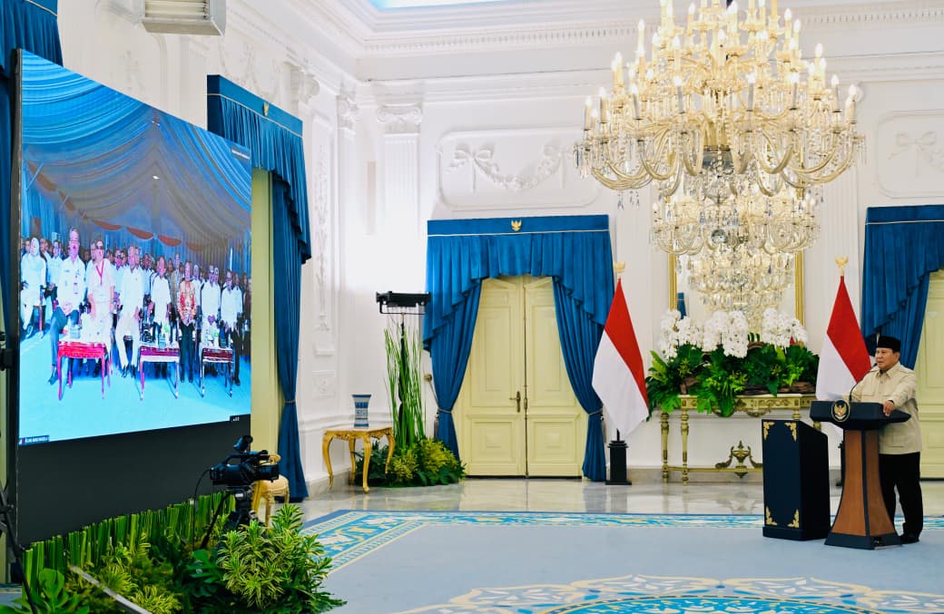 Presiden Prabowo Subianto memberikan sambutan pada acara groundbreaking Proyek LNG Abadi Masela dari Istana Negara, Jakarta, Kamis (16/7/2026). (BeritaNasional/BPMI Setpres)