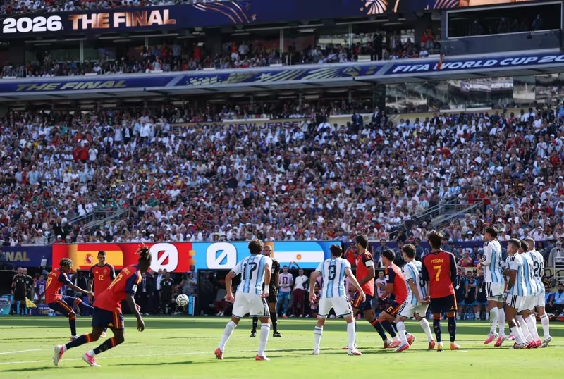 Pertandingan Spanyol vs Argentina. (Foto/FIFA)