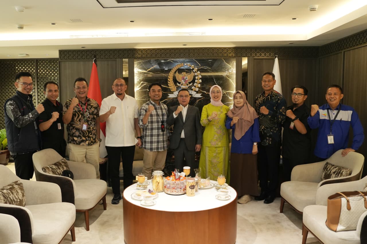 Wakil Ketua DPR RI Sufmi Dasco Ahmad menerima perwakilan Serikat Karyawan Telkom Indonesia. (Foto/istimewa)
