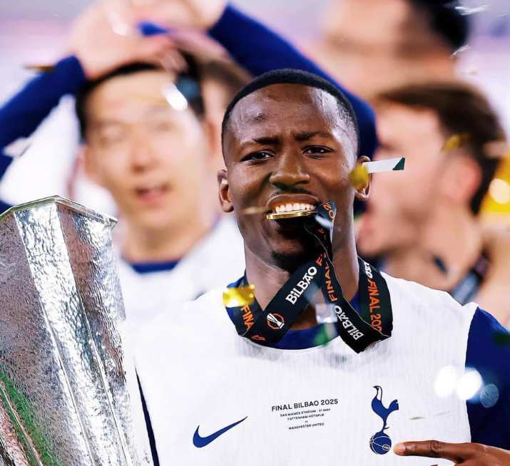 Gelandang Tottenham Hotspur, Pape Matar Sarr. (Foto/X: sarr)